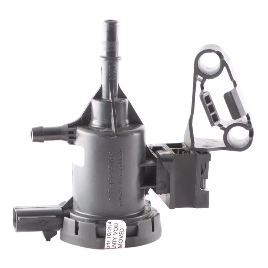 M274 Petrol Fuel System Purge Valve to Mercedes W204 W205 W213 GLC X253 with Part number A0004760600 Mercedes W204 W205 W213 GLC X253 M274 Petrol Fuel System Purge Valve - SKU A0004760600 - Part number A0004760600