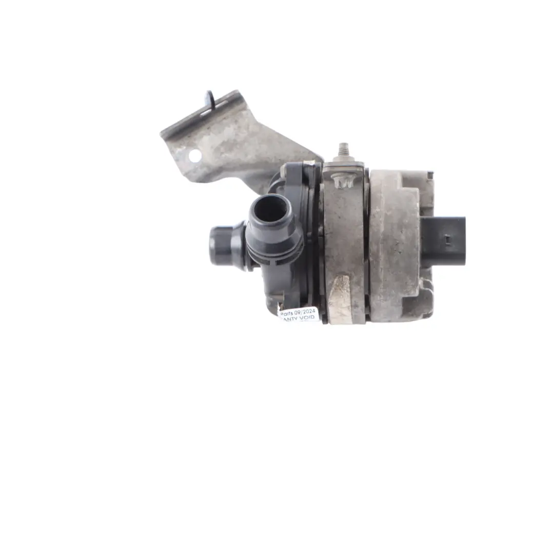 Mercedes C63 W205 AMG Petrol Auxiliary Water Coolant Pump Unit - SKU A0005001700 - Part number A0005001700