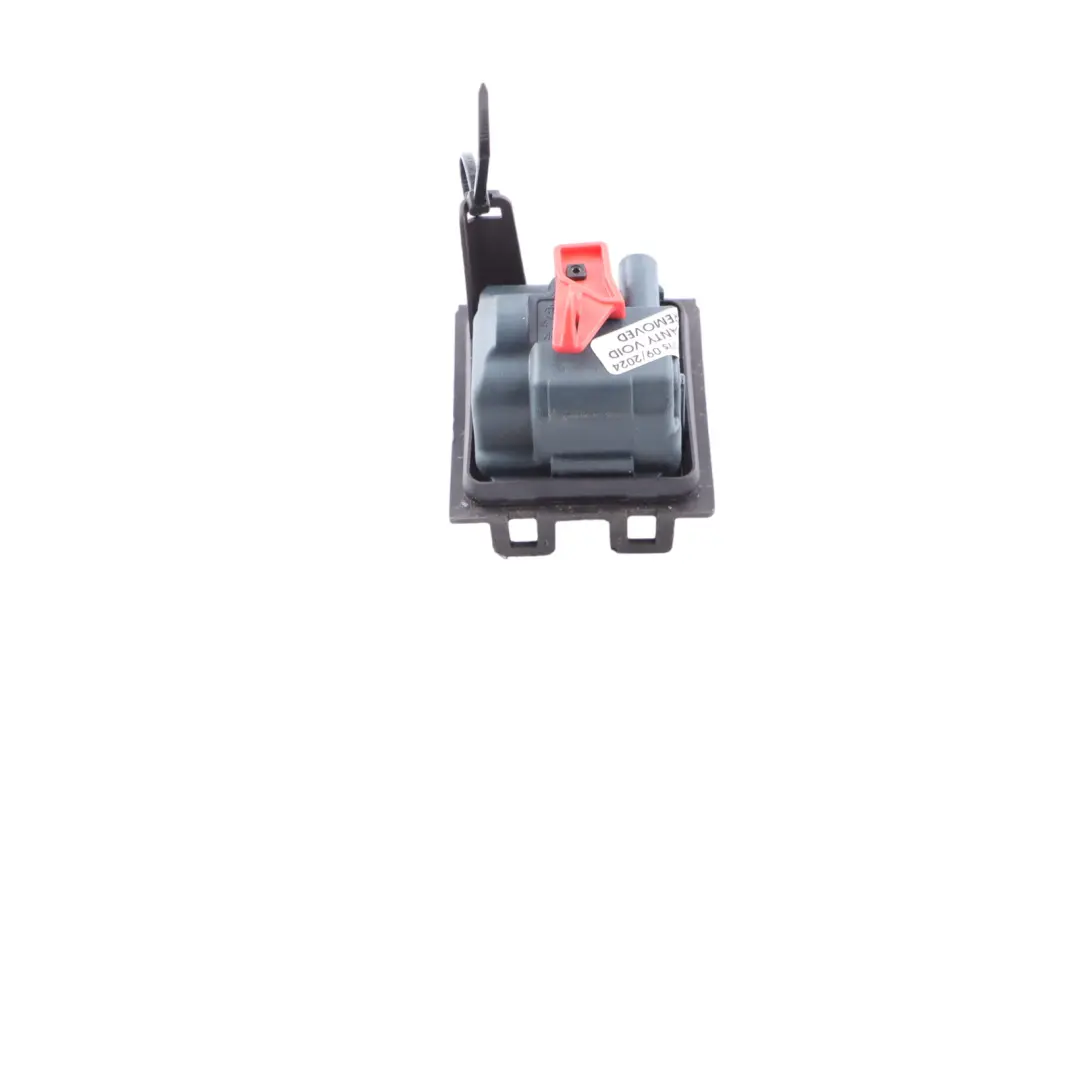Mercedes W176 W213 W246 Mécanisme de verrouillage de la trappe à carburant - SKU A0008202303-1 - Numéro de pièce A0008202303