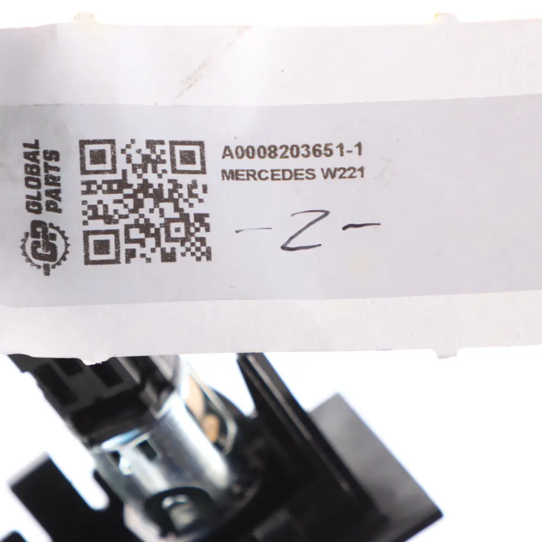Socket Mercedes W204 W212 W221 R231 Centre Console Ashtray Trim to 12V with Part number A0008203651 12V Socket Mercedes W204 W212 W221 R231 Centre Console Ashtray Trim - SKU A0008203651-1 - Part number A0008203651