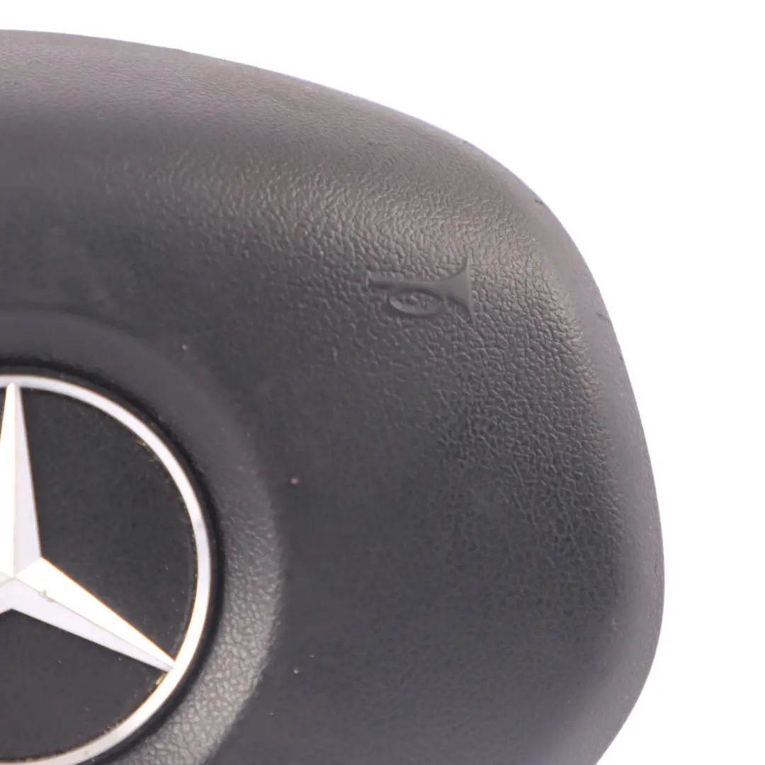 Module d'air au volant côté conducteur Noir pour Mercedes W204 à propos du numéro de pièce A0008605903 Mercedes W204 Module d'air au volant côté conducteur Noir - SKU A0008605903 - Numéro de pièce A0008605903