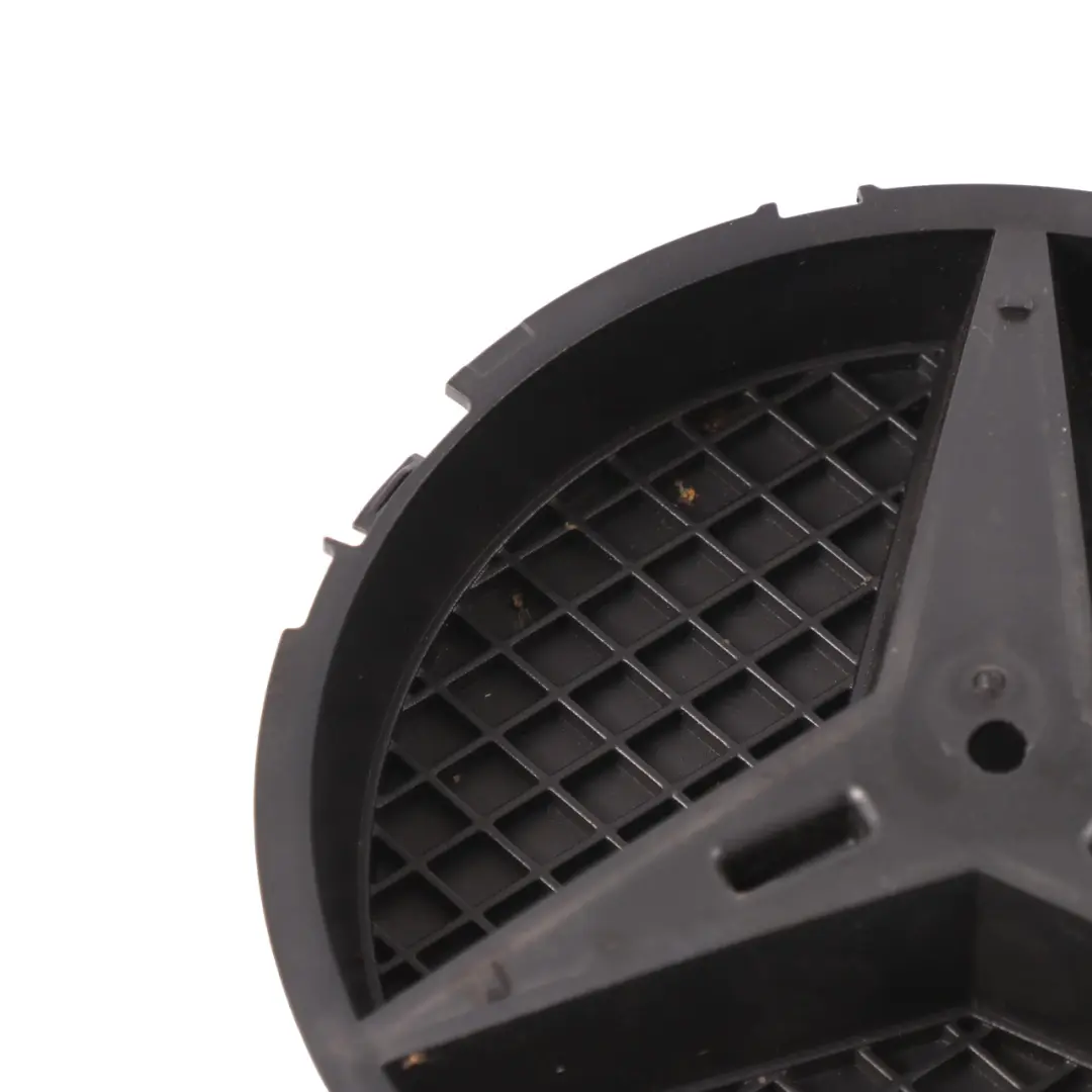 Mercedes W205 Logo Anteriore Cappuccio Emblema Montaggio Pannello - SKU A0008880060-1 - Numero di parte A0008880060