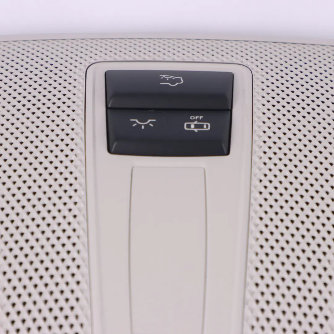 Lampka Podsufitki Oświetlenie Kabiny Szara do Mercedes W176 o numerze A0009000802 Mercedes W176 Lampka Podsufitki Oświetlenie Kabiny Szara - SKU A0009000802-1 - Numer Części A0009000802