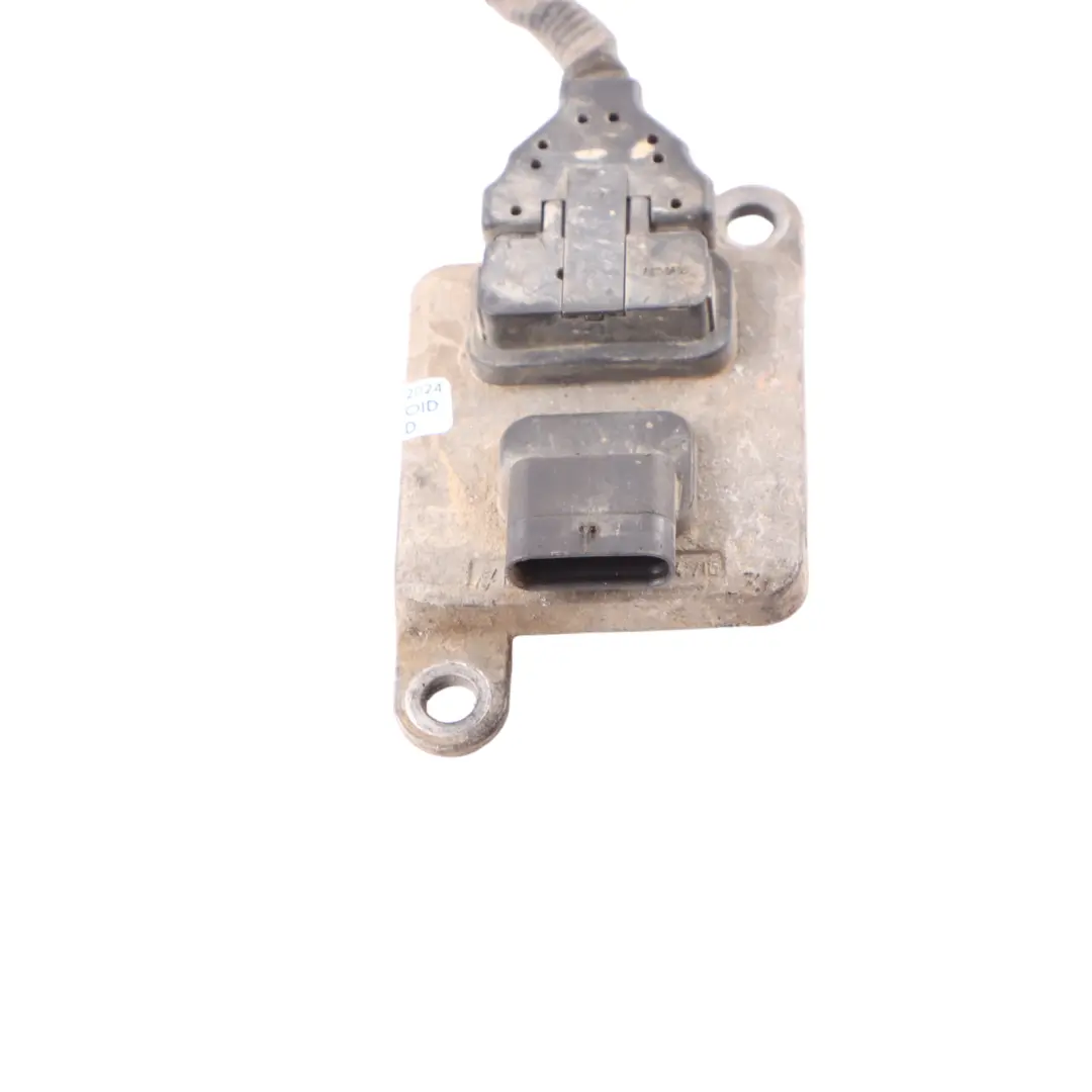 Sonda Lambda Ossigeno NOX per Mercedes W447 con numero di parte A0009052709 Mercedes W447 Sonda Lambda Ossigeno NOX - SKU A0009052709 - Numero di parte A0009052709