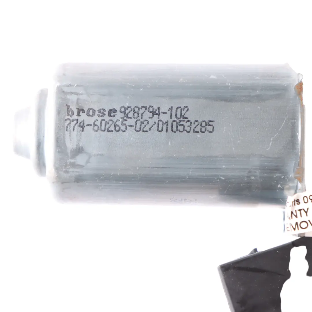 Puerta Delantera Ventana Regulador Motor Lado Derecho para Mercedes W639 con número de pieza A0009069700 Mercedes W639 Puerta Delantera Ventana Regulador Motor Lado Derecho - SKU A0009069700 - Número de pieza A0009069700