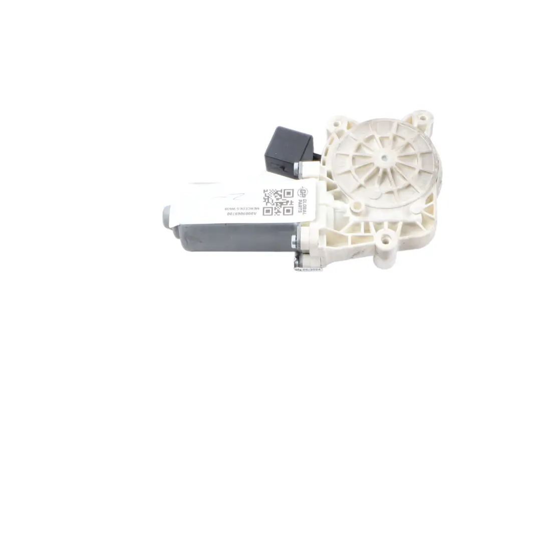 Moteur De Lève Vitre De Porte Avant Droit pour Mercedes Vito W639 à propos du numéro de pièce A0009069700 Mercedes Vito W639 Moteur De Lève Vitre De Porte Avant Droit - SKU A0009069700 - Numéro de pièce A0009069700