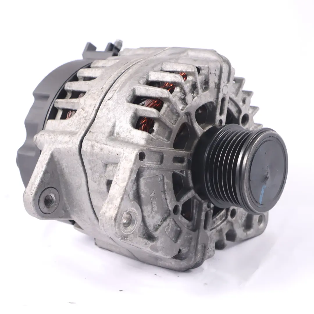 Mercedes W205 W213 Motor Alternador Generador M264 Gasolina A0009067703 - SKU A0009069905 - Número de pieza A0009069905