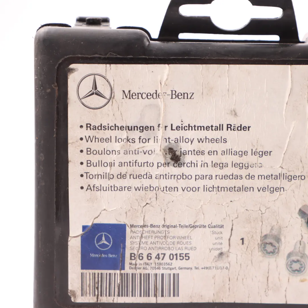 Mercedes W169 W204 W211 Pernos de rueda trasera delantera Caja Set B66470155 - SKU A0009904907-5 - Número de pieza A0009904907