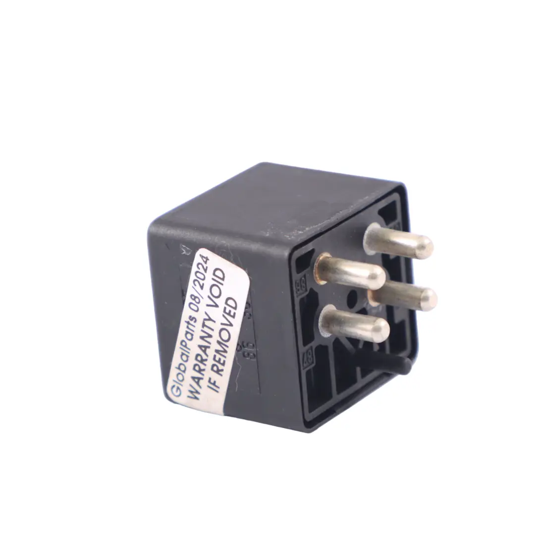 Przekaźnik Bezpiecznika Pompy Hamulcowej do Mercedes C140 o numerze A0015426519 Mercedes C140 Przekaźnik Bezpiecznika Pompy Hamulcowej - SKU A0015426519 - Numer Części A0015426519