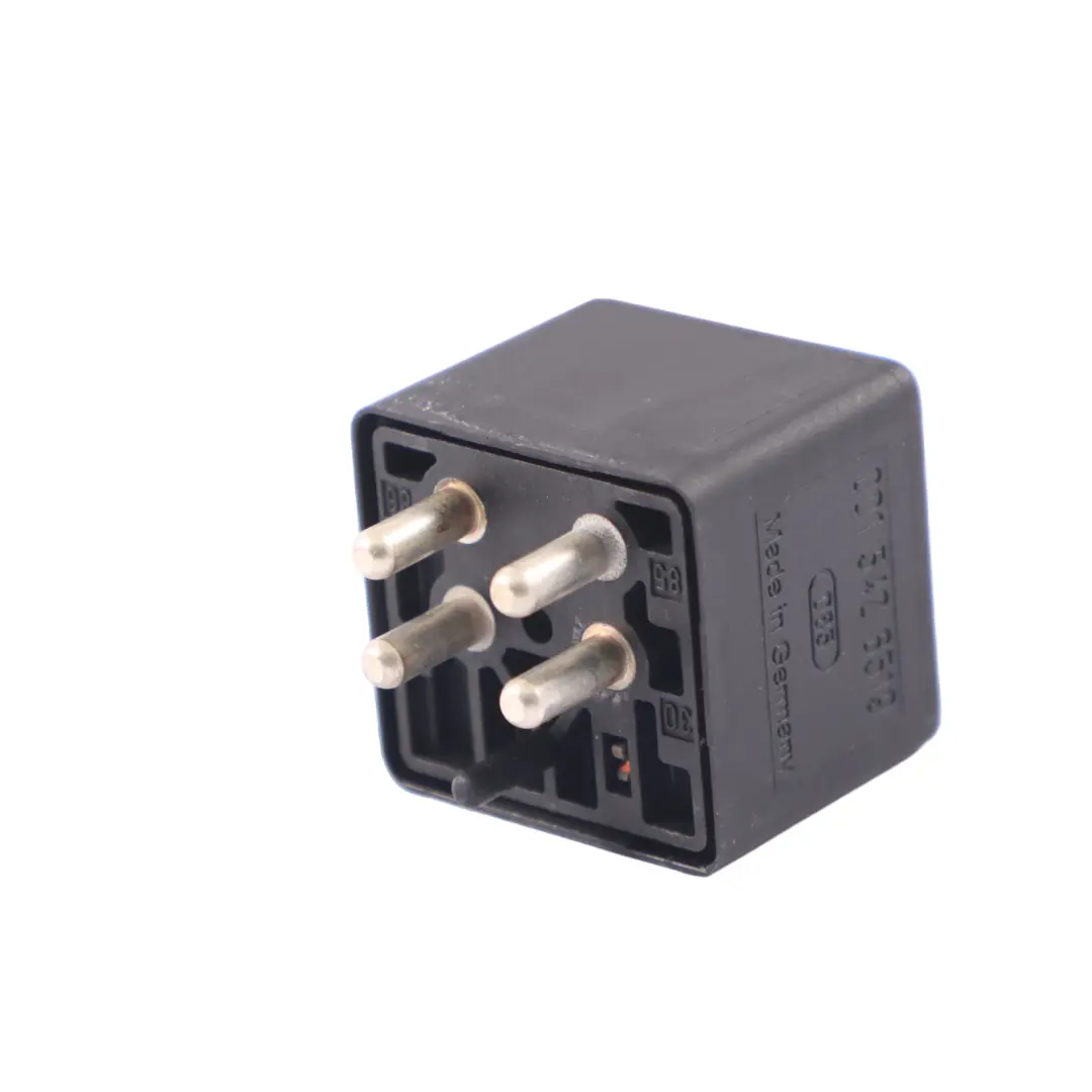 Brake Pump Relay Electrical Fuse Module Control Unit to Mercedes C140 with Part number A0015426519 Mercedes C140 Brake Pump Relay Electrical Fuse Module Control Unit - SKU A0015426519 - Part number A0015426519