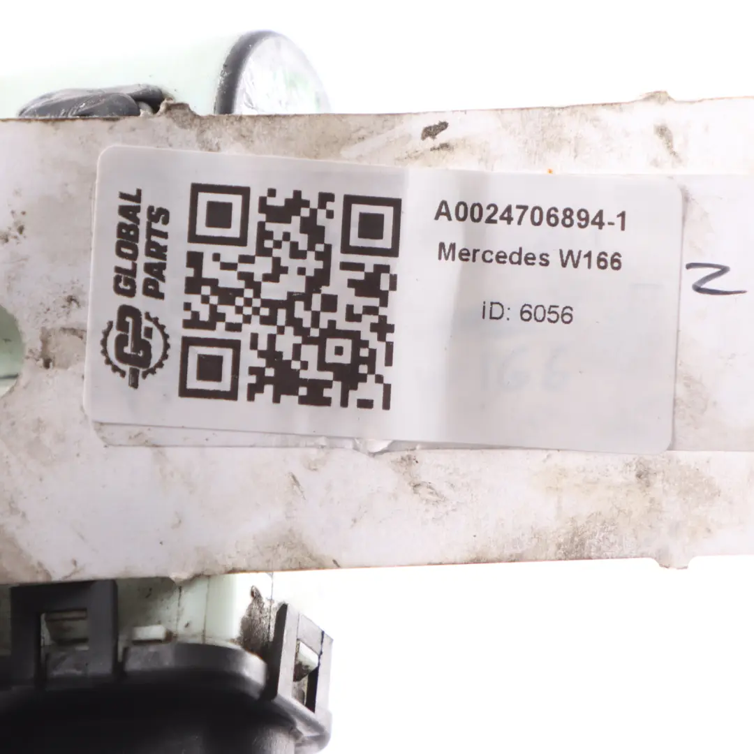 AdBlue Pump Mercedes W164 W212 W221 Additive Tank Assembly Module to with Part number A0024706894 AdBlue Pump Mercedes W164 W212 W221 Additive Tank Assembly Module - SKU A0024706894 - Part number A0024706894