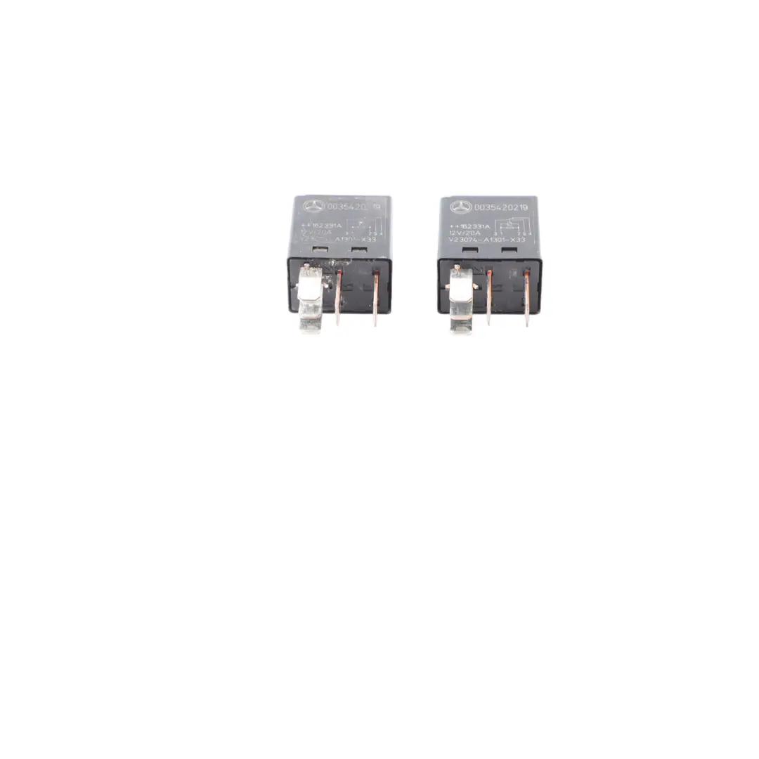 Mercedes W639 W906 5-Pin Noir 12A Relais - SKU A0035420219-1 - Numéro de pièce A0035420219