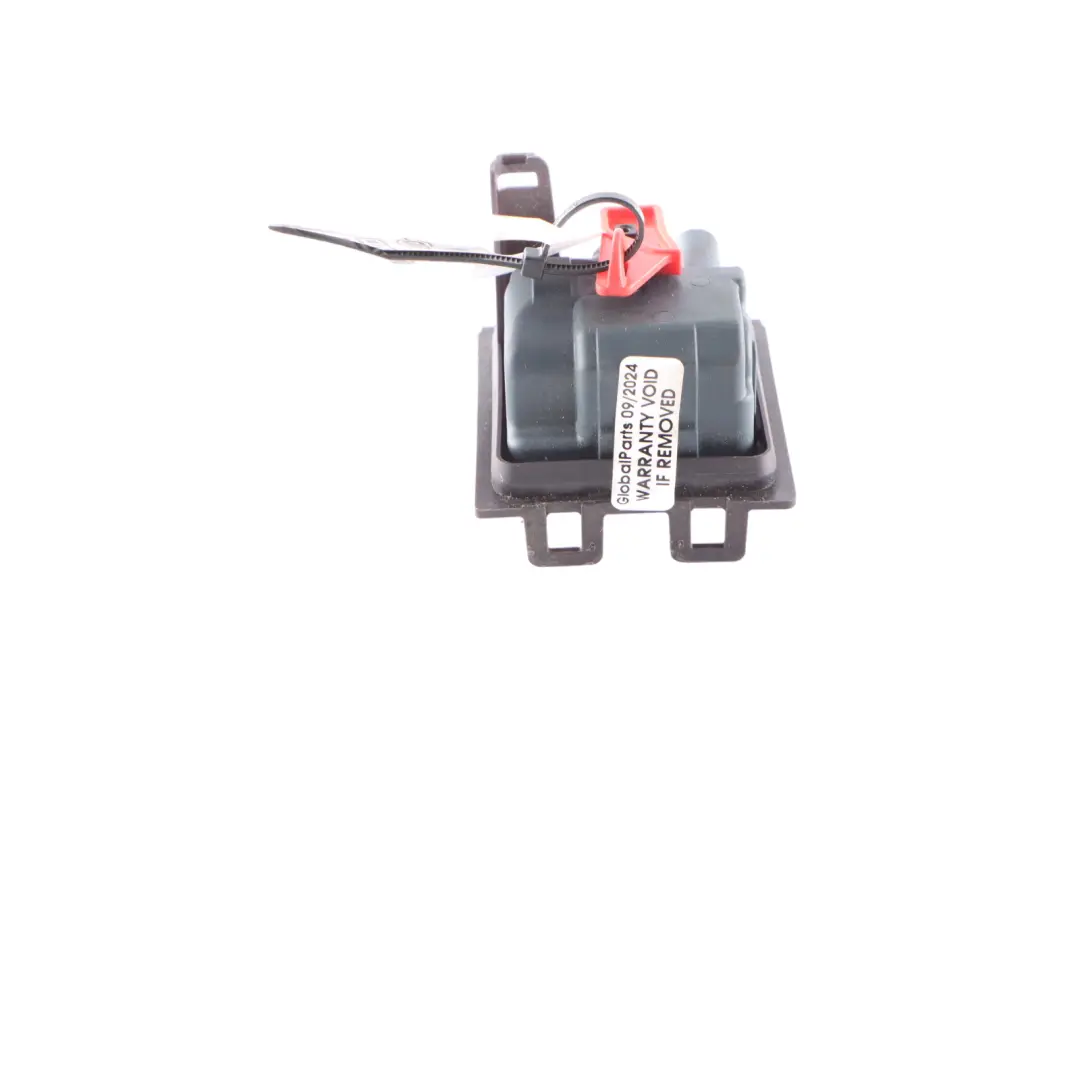 Mercedes W176 W246 C117 Bloqueo tapa combustible Motor Actuador - SKU A0038203297 - Número de pieza A0038203297