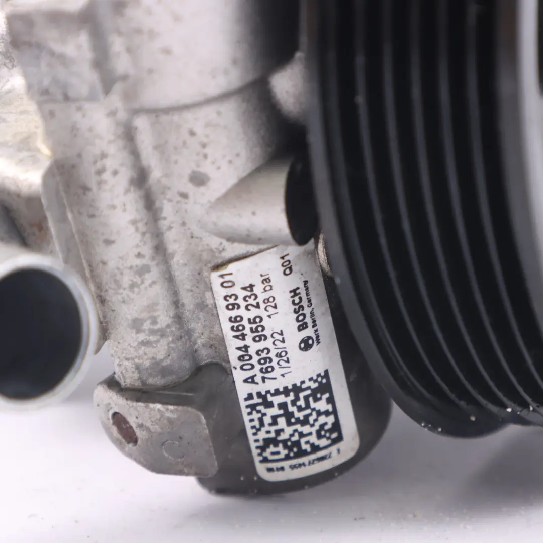 M156 63 AMG Pompa Idraulica Sterzo per Mercedes ML W164 W204 W211 W212 con numero di parte A0044669301 Mercedes ML W164 W204 W211 W212 M156 63 AMG Pompa Idraulica Sterzo - SKU A0044669301 - Numero di parte A0044669301