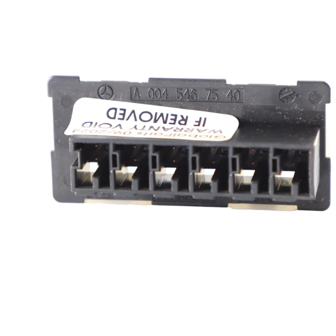 Distributore Box Blocco Unità di controllo Relè per Mercedes W204 W221 con numero di parte A0045467540 Mercedes W204 W221 Distributore Box Blocco Unità di controllo Relè - SKU A0045467540 - Numero di parte A0045467540