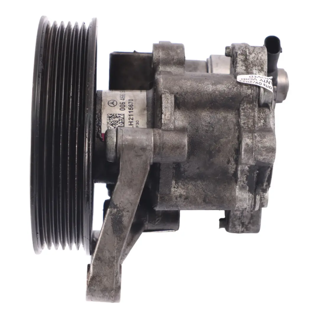Servolenkungs Pumpe Mercedes W204 OM651 Diesel Mechanische Öleinheit für mit Teilenummer A0064662601 Servolenkungs Pumpe Mercedes W204 OM651 Diesel Mechanische Öleinheit - SKU A0064662601-1 - Teilenummer A0064662601