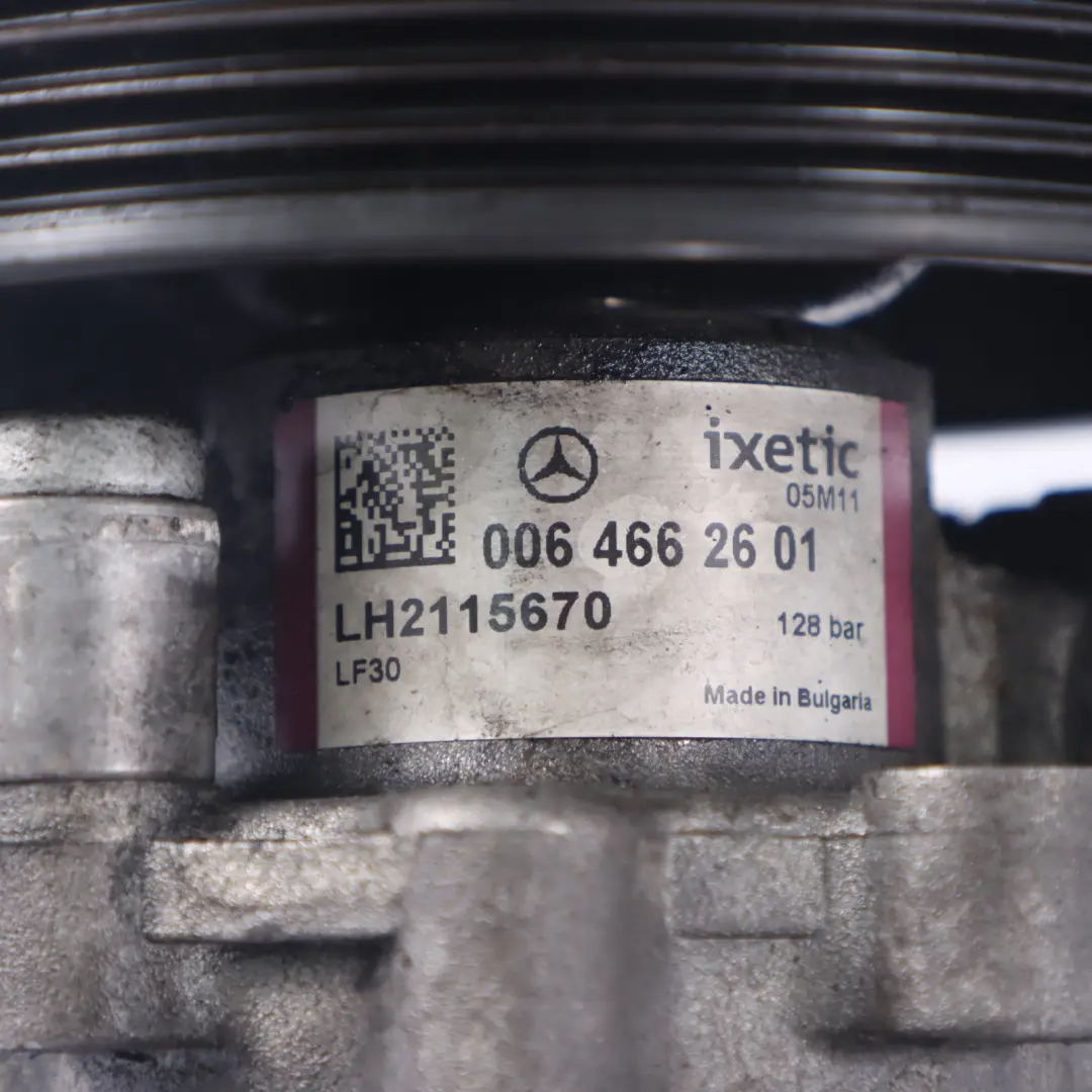 Pompe direction assistée Mercedes W204 OM651 Diesel Unité mécanique pour à propos du numéro de pièce A0064662601 Pompe direction assistée Mercedes W204 OM651 Diesel Unité mécanique - SKU A0064662601-1 - Numéro de pièce A0064662601