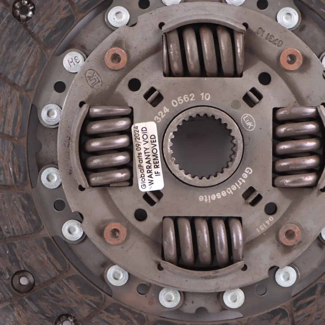 Kupplungssatz Mercedes Sprinter W906 OM651.955 DMF Schwungrad A0232500201 für mit Teilenummer A6510305105 Kupplungssatz Mercedes Sprinter W906 OM651.955 DMF Schwungrad A0232500201 - SKU A0232500201-1 - Teilenummer A6510305105