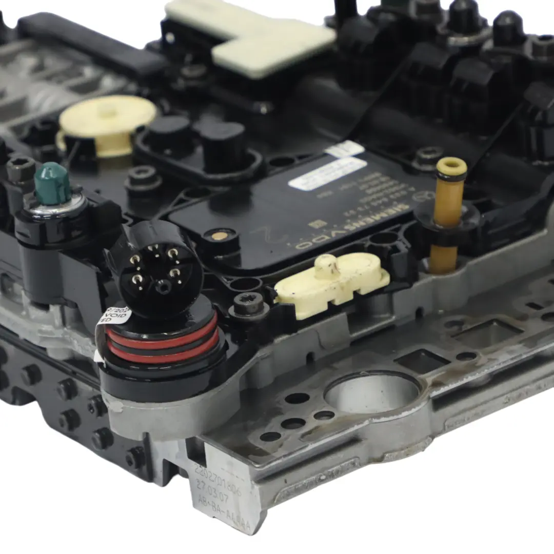 722.9 7G Tronic Automatikgetriebe Mechatronik für Mercedes W211 mit Teilenummer A0335457332 Mercedes W211 722.9 7G Tronic Automatikgetriebe Mechatronik - SKU A0335457332 - Teilenummer A0335457332