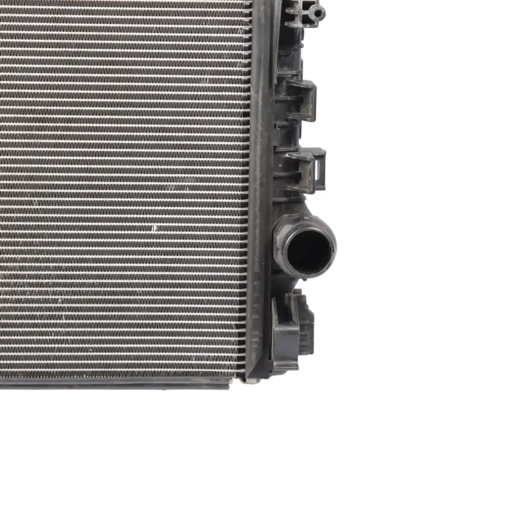 Radiator Mercedes W205 AMG M177 Engine Cooling Water Radiator Unit to with Part number A0995005303 Radiator Mercedes W205 AMG M177 Engine Cooling Water Radiator Unit - SKU A0995005303 - Part number A0995005303