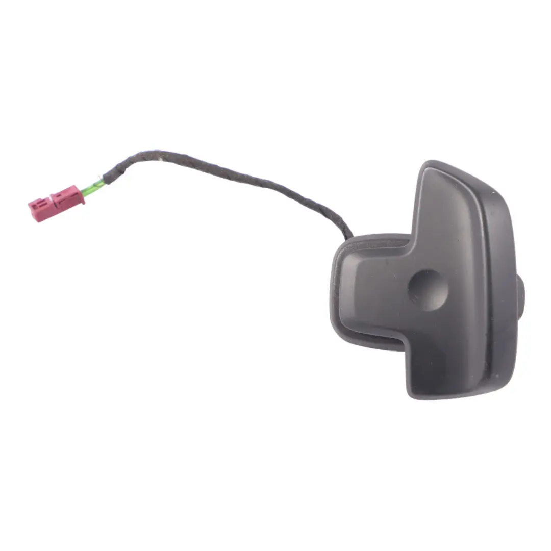 Paleta Dirección Mercedes R172 W176 W205 W213 Botón Marcha Izquierda para con número de pieza A0999051000 Paleta Dirección Mercedes R172 W176 W205 W213 Botón Marcha Izquierda - SKU A0999051000 - Número de pieza A0999051000