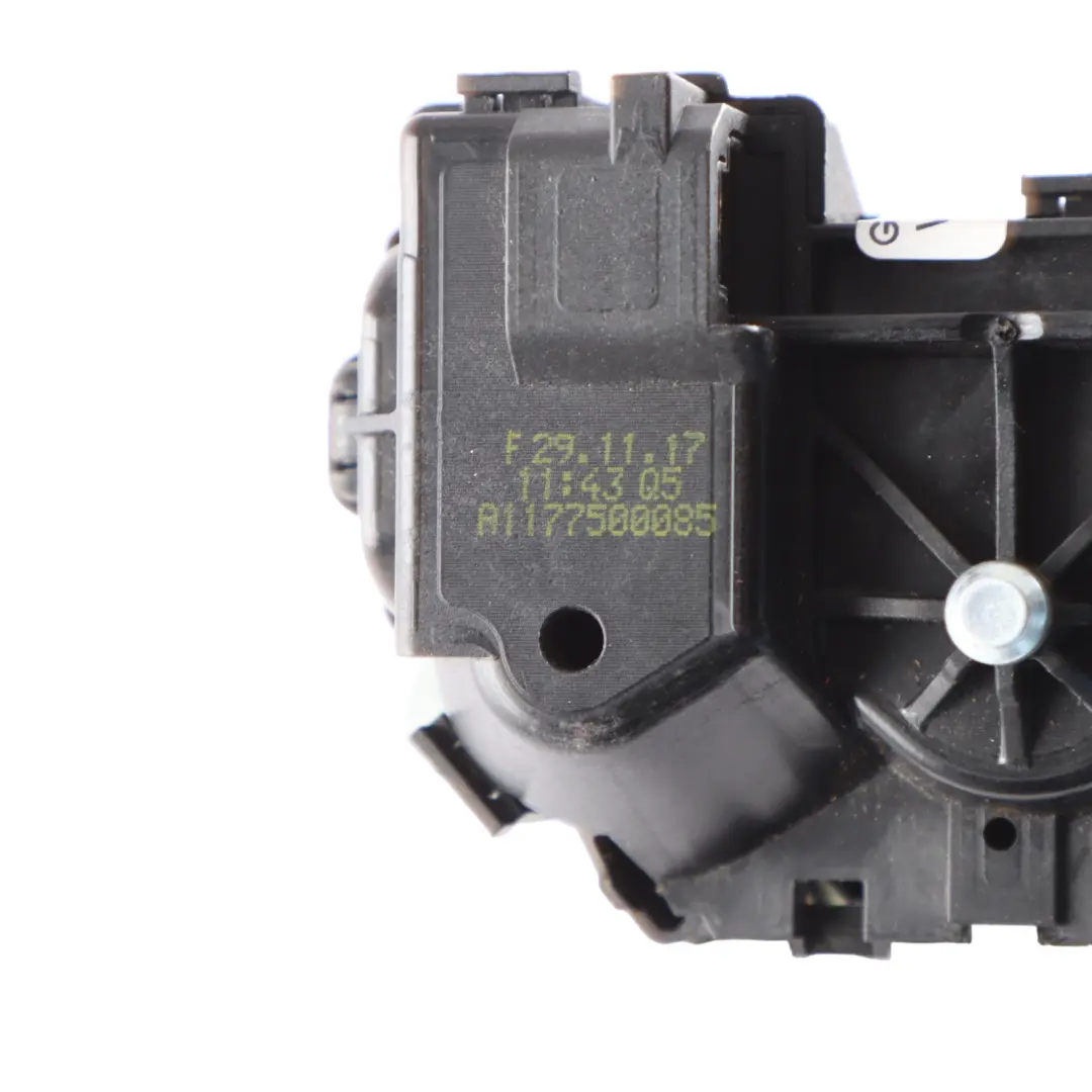 Serratura Bagagliaio Portellone Posteriore per Mercedes W177 Berlina con numero di parte A1177500085 Mercedes W177 Berlina Serratura Bagagliaio Portellone Posteriore - SKU A1177500085-1 - Numero di parte A1177500085