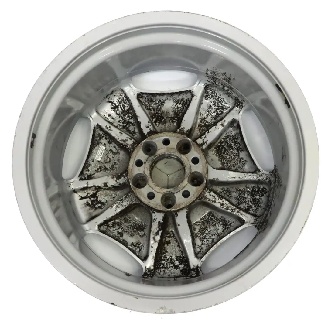 Silberne Leicht Metall Felge 5 Loch 18" 8,5J ET:47 für Mercedes CL C140 mit Teilenummer A1404011302 Mercedes CL C140 Silberne Leicht Metall Felge 5 Loch 18" 8,5J ET:47 - SKU A1404011302-2 - Teilenummer A1404011302