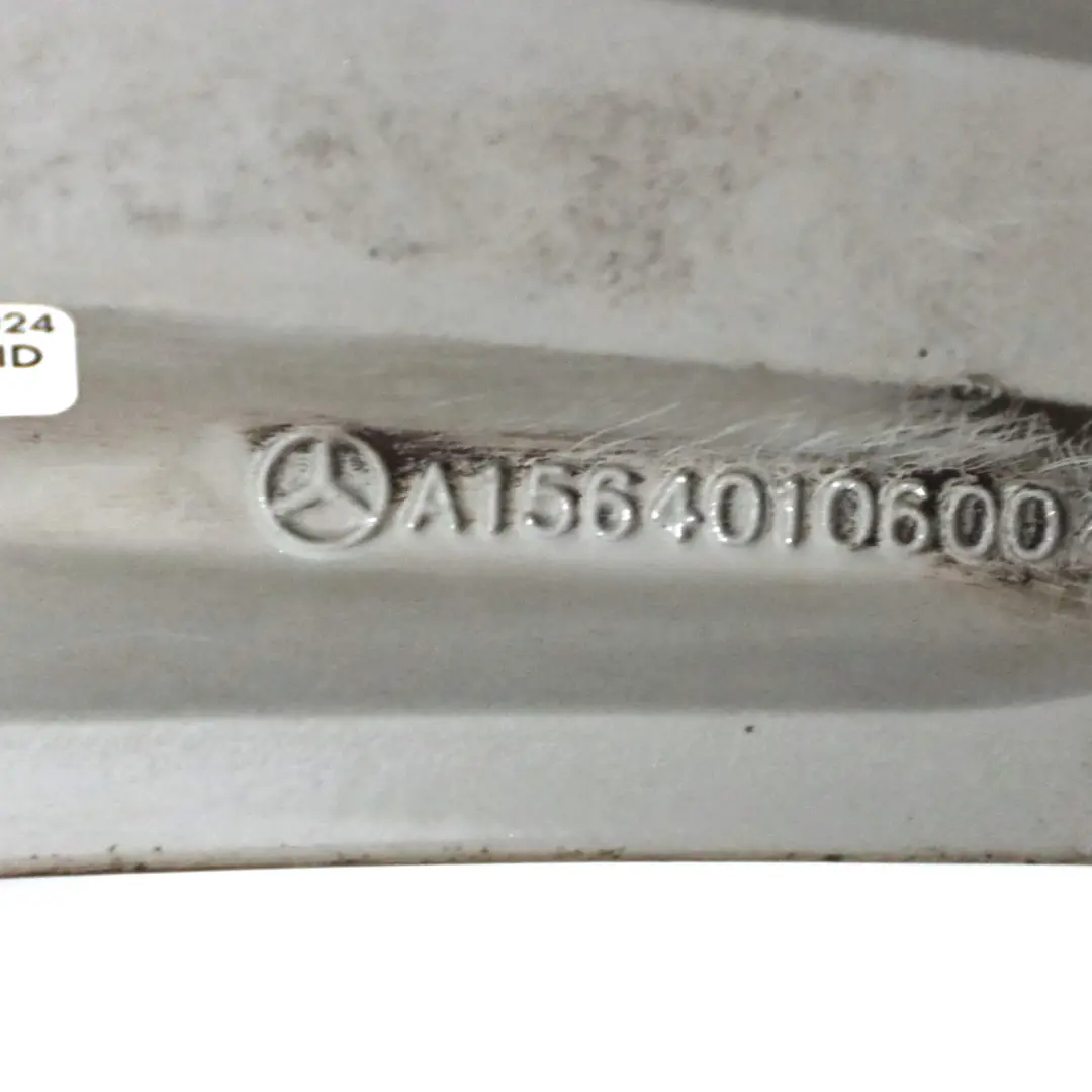 Jante Alliage AMG Gris 19" 8J ET:43,5 5-Spoke pour Mercedes GLA X156 à propos du numéro de pièce A1564010600 Mercedes GLA X156 Jante Alliage AMG Gris 19" 8J ET:43,5 5-Spoke - SKU A1564010600-6 - Numéro de pièce A1564010600