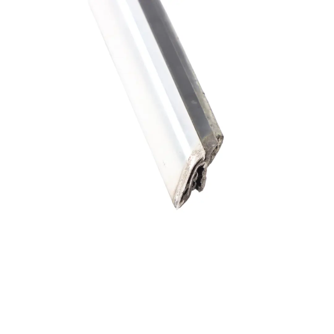 Joint D'Étanchéité De Vitre De Porte Avant Droite pour Mercedes GLA X156 à propos du numéro de pièce A1567250282 Mercedes GLA X156 Joint D'Étanchéité De Vitre De Porte Avant Droite - SKU A1567250282 - Numéro de pièce A1567250282