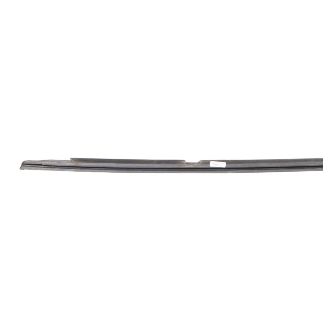 Mercedes GLA X156 Joint de fenêtre arrière gauche chromé pour - SKU A1567350900 - Numéro de pièce A1567350900