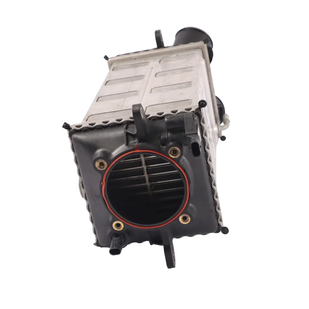 Múltiple de admisión de aire Intercooler Radiador para Mercedes W212 M157 con número de pieza A1570900714 Mercedes W212 M157 Múltiple de admisión de aire Intercooler Radiador - SKU A1570900714 - Número de pieza A1570900714