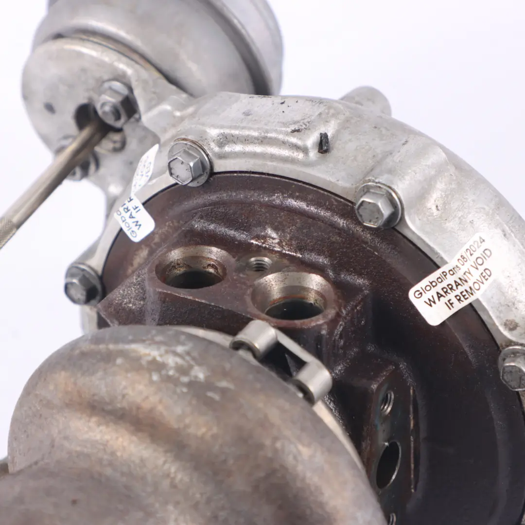 Mercedes W212 Motor Turbolader Turbolader Rechts - SKU A1570900880 - Teilenummer A1570900880