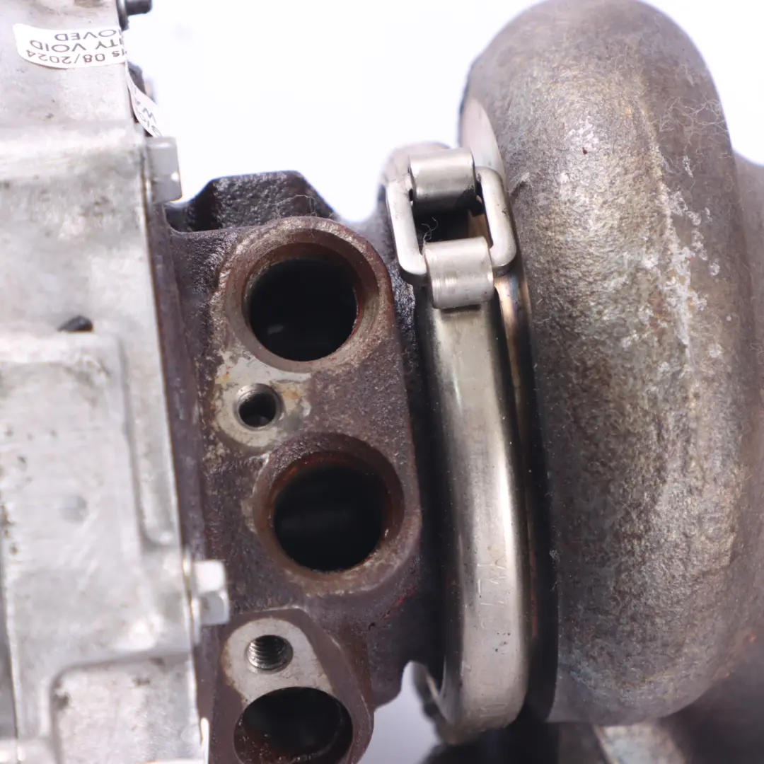 Mercedes W212 Motor Turbocompresor Turbocompresor Derecho - SKU A1570900880 - Número de pieza A1570900880