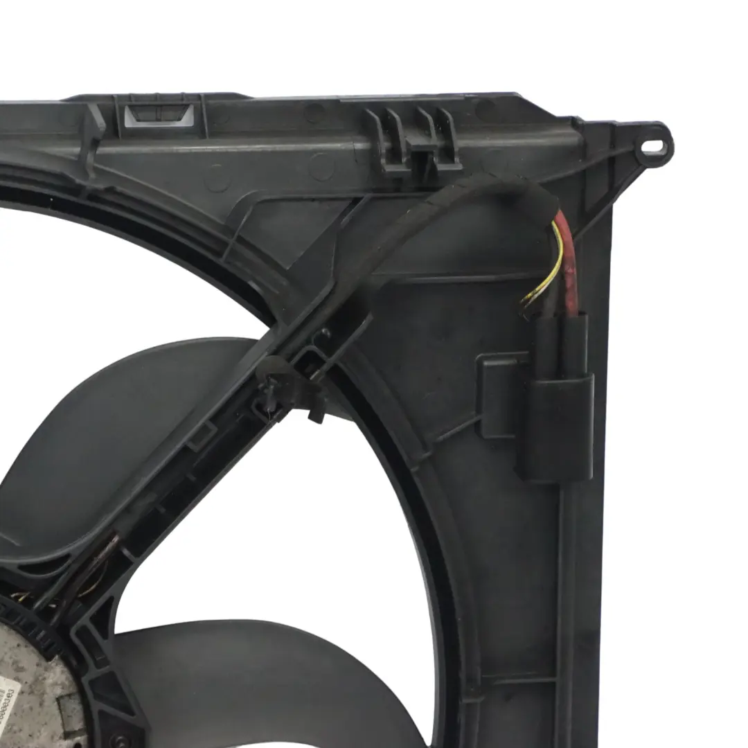 Ventilador Eléctrico Refrigeración Radiador para Mercedes W164 Motor con número de pieza A1645000593 Mercedes W164 Motor Ventilador Eléctrico Refrigeración Radiador - SKU A1645000593 - Número de pieza A1645000593