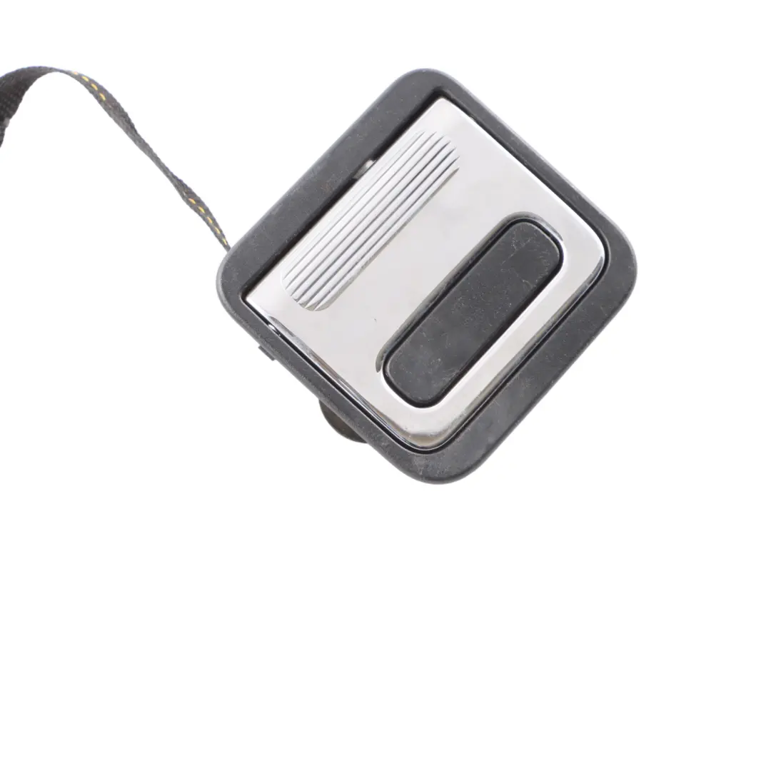 Maniglia Pavimento Bagagliaio Supporto Coperchio per Mercedes W164 con numero di parte A1646800584 Mercedes W164 Maniglia Pavimento Bagagliaio Supporto Coperchio - SKU A1646800584 - Numero di parte A1646800584