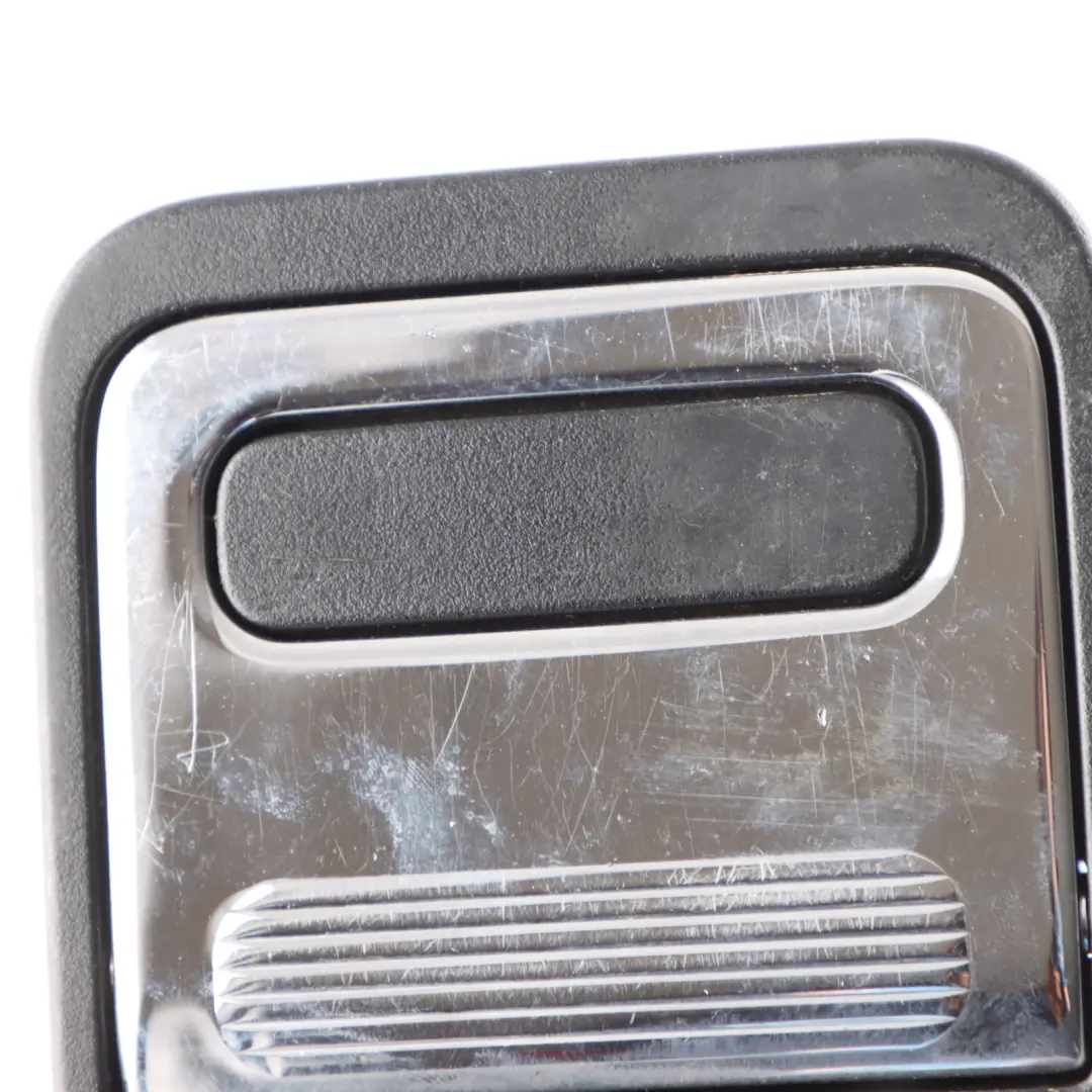 Manija Piso Maletero Soporte Manija Cubierta Maletero para Mercedes W164 con número de pieza A1646800584 Mercedes W164 Manija Piso Maletero Soporte Manija Cubierta Maletero - SKU A1646800584 - Número de pieza A1646800584