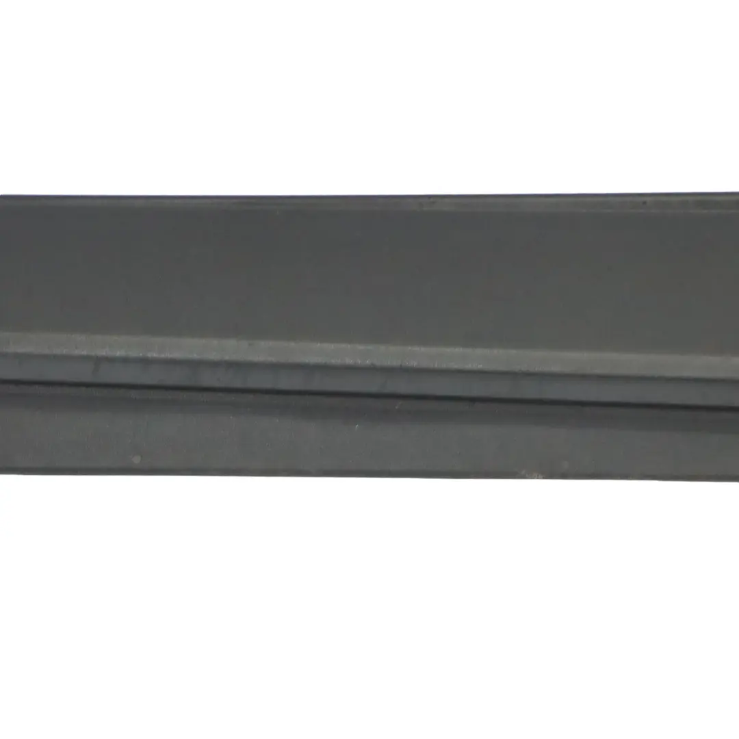 Mercedes W164 Cache Seuil Latérale Droite Panneau Recouvrement - SKU A1646901240 - Numéro de pièce A1646901240