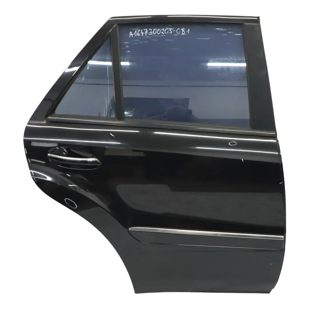 Mercedes ML W164 Tür Hinten Rechts Obsidianschwarz Metallic - 197 - SKU A1647300205-OB1 - Teilenummer A1647300205