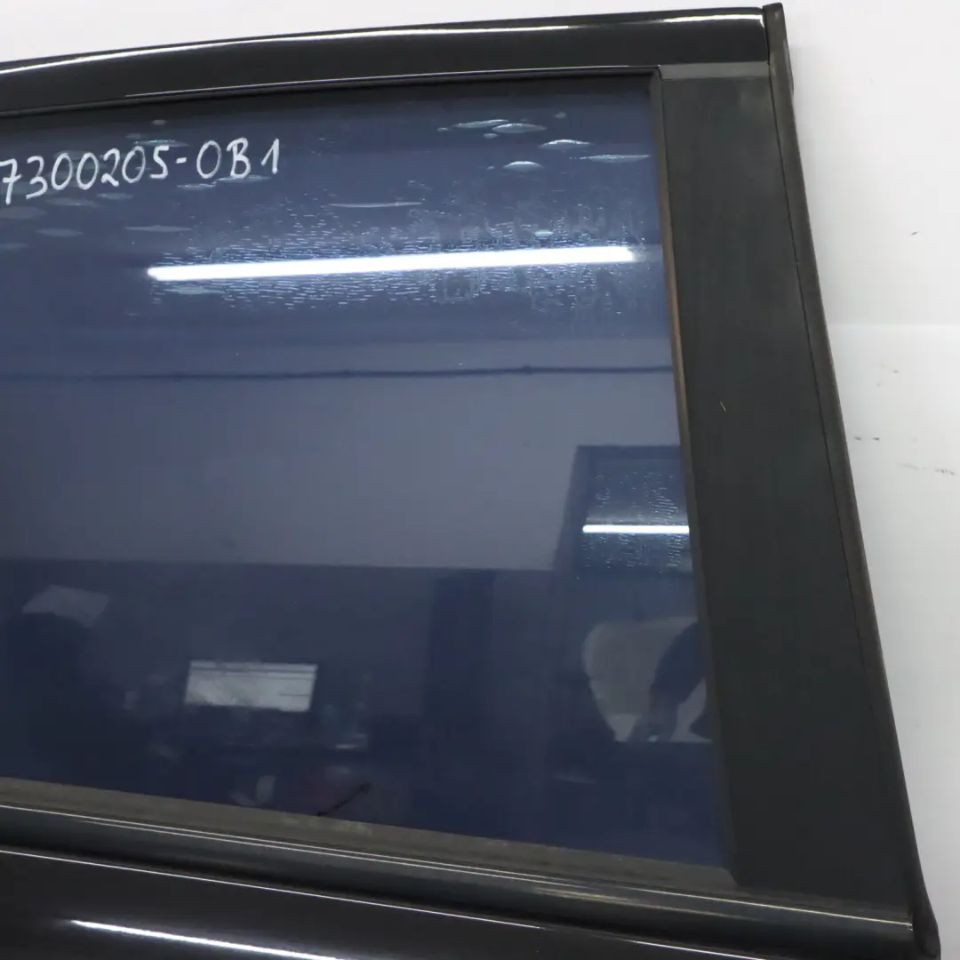 Arrière Droite Obsidian Black Metallic - 197 pour Mercedes ML W164 Porte à propos du numéro de pièce A1647300205 Mercedes ML W164 Porte Arrière Droite Obsidian Black Metallic - 197 - SKU A1647300205-OB1 - Numéro de pièce A1647300205
