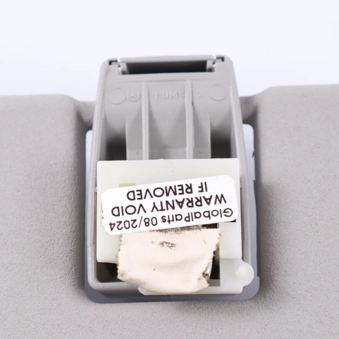 Pare Soleil gauche côté conducteur pour Mercedes W251 à propos du numéro de pièce A1648101110 Mercedes W251 Pare Soleil gauche côté conducteur - SKU A1648101110 - Numéro de pièce A1648101110