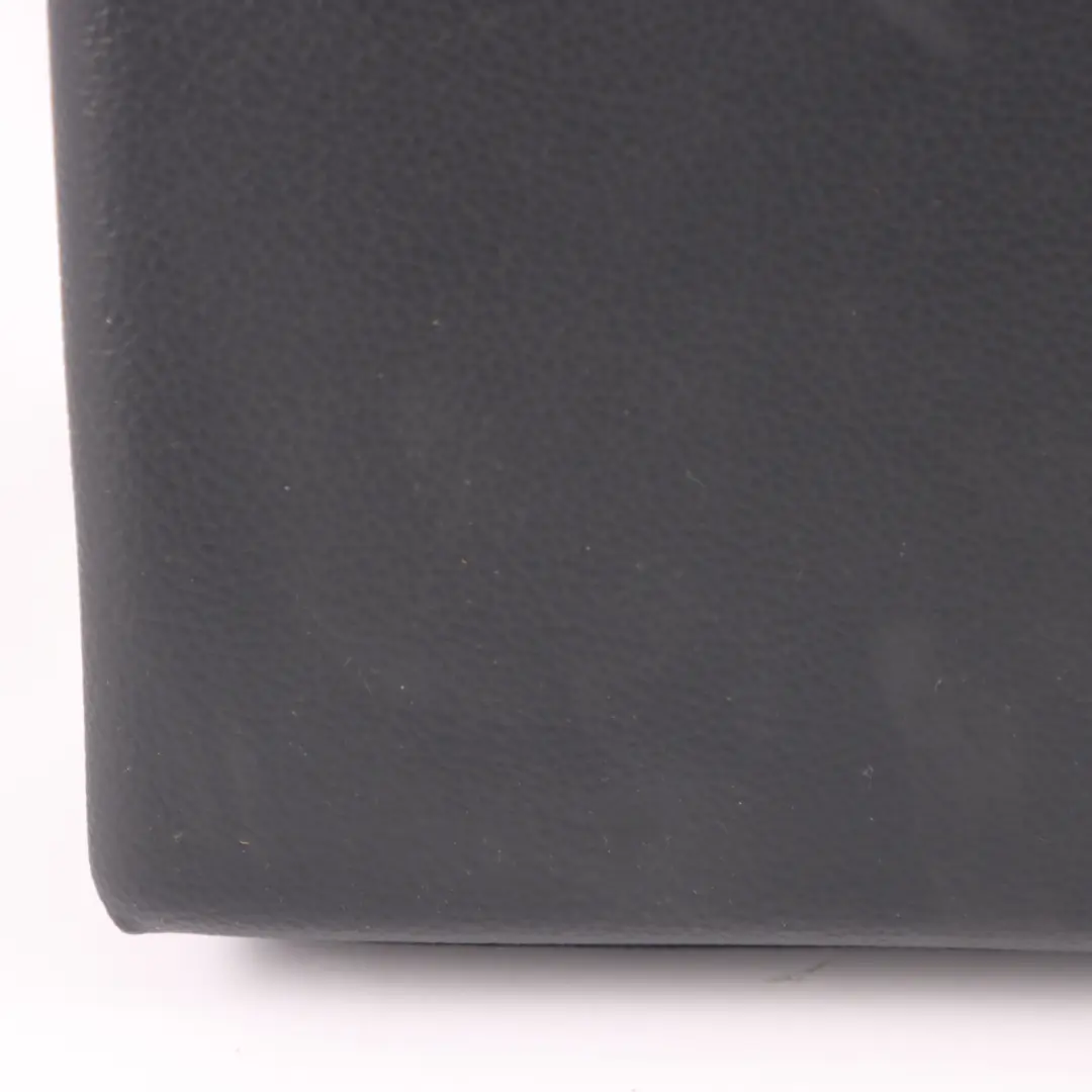 Mercedes W164 Asiento Trasero Apoyabrazos Almacenamiento Caja Negro - SKU A1649242737 - Número de pieza A1649242737