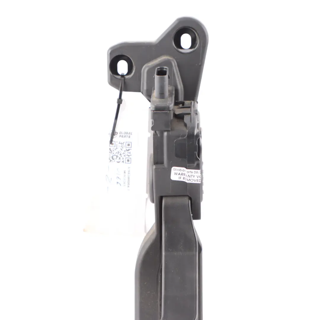 Throttle Accelerator Gas Pedal to Mercedes ML W166 with Part number A1663000004 Mercedes ML W166 Throttle Accelerator Gas Pedal - SKU A1663000004-1 - Part number A1663000004