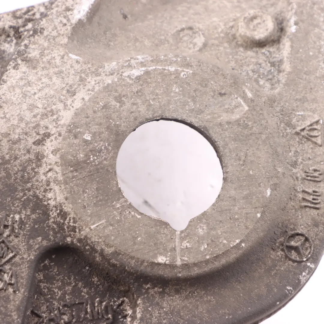 Wishbone Trasero Izquierdo para Mercedes ML W166 GLE C292 con número de pieza A1663500906 Mercedes ML W166 GLE C292 Wishbone Trasero Izquierdo - SKU A1663500906 - Número de pieza A1663500906