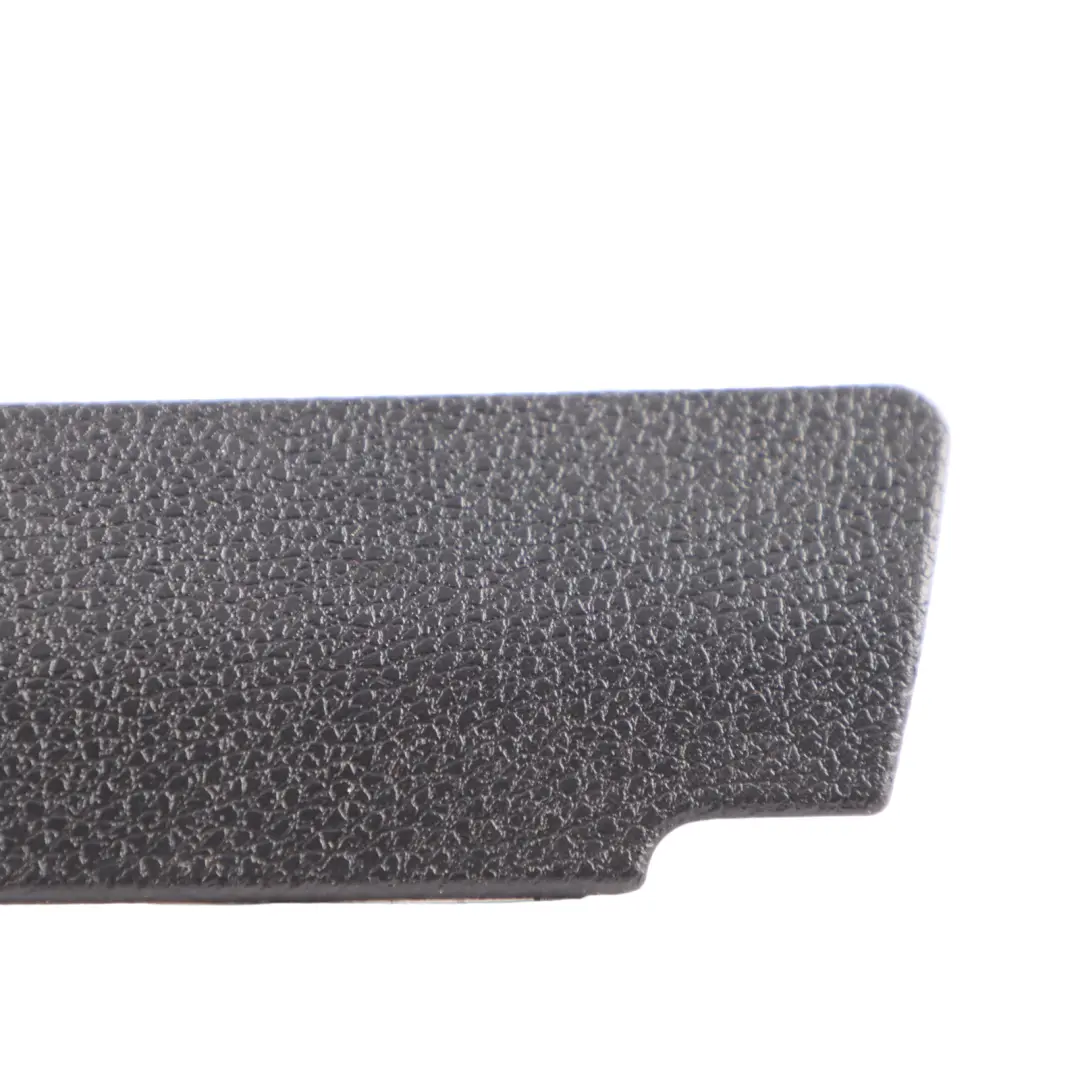 Listwa Ozdobna Drzwi Tylnych Tył Lewa do Mercedes ML W166 o numerze A1667320021 Mercedes ML W166 Listwa Ozdobna Drzwi Tylnych Tył Lewa - SKU A1667320021 - Numer Części A1667320021