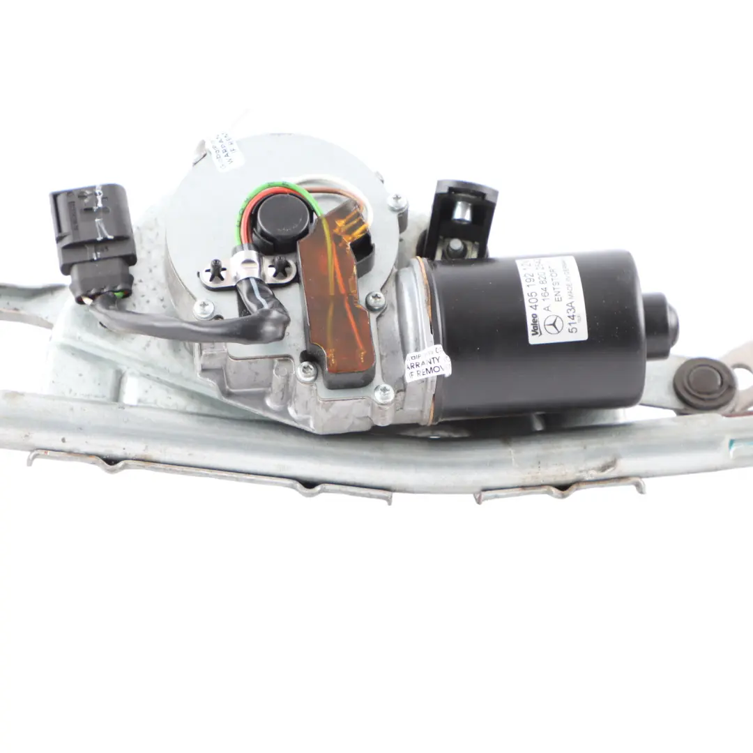 Windscreen Front Wiper Motor Linkage Windshield to Mercedes W166 with Part number A1668202840 Mercedes W166 Windscreen Front Wiper Motor Linkage Windshield - SKU RHD-A1668202840 - Part number A1668202840