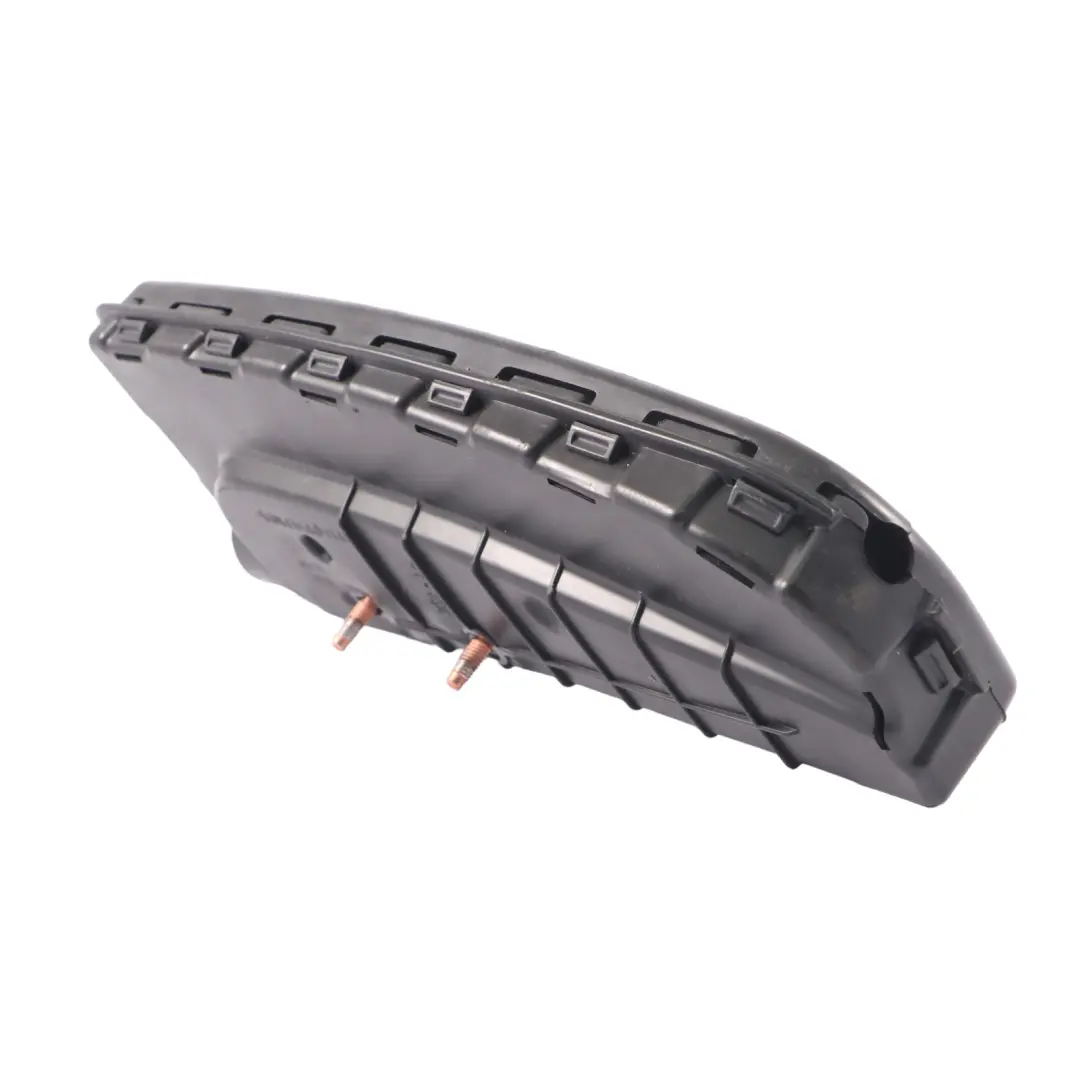 Modulo aria sedile anteriore destro unità sicurezza per Mercedes W166 con numero di parte A1668600402 Mercedes W166 Modulo aria sedile anteriore destro unità sicurezza - SKU A1668600402 - Numero di parte A1668600402