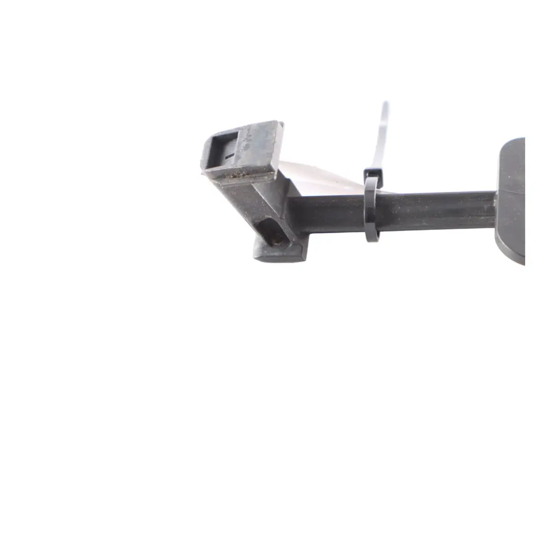 Tobera del lavaparabrisas de la tapa del maletero para Mercedes ML W166 con número de pieza A1668600747 Mercedes ML W166 Tobera del lavaparabrisas de la tapa del maletero - SKU A1668600747 - Número de pieza A1668600747