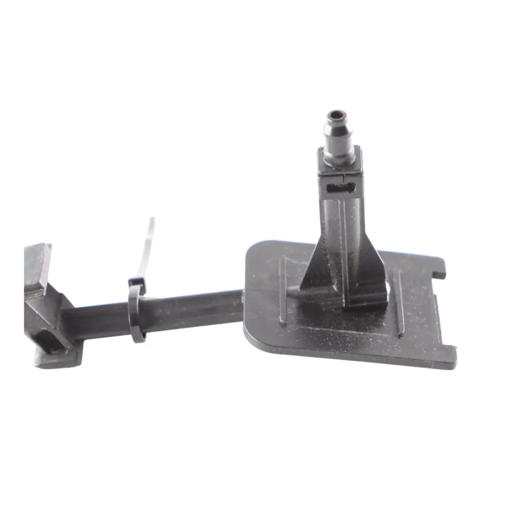 Mercedes ML W166 Couvercle hayon Couvercle de coffre Buse lavage Jet - SKU A1668600747 - Numéro de pièce A1668600747