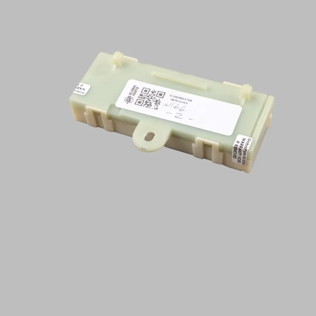 Portellone posteriore centrale bloccaggio ECU per Mercedes W166 con numero di parte A1669003708 Mercedes W166 Portellone posteriore centrale bloccaggio ECU - SKU A1669003708 - Numero di parte A1669003708