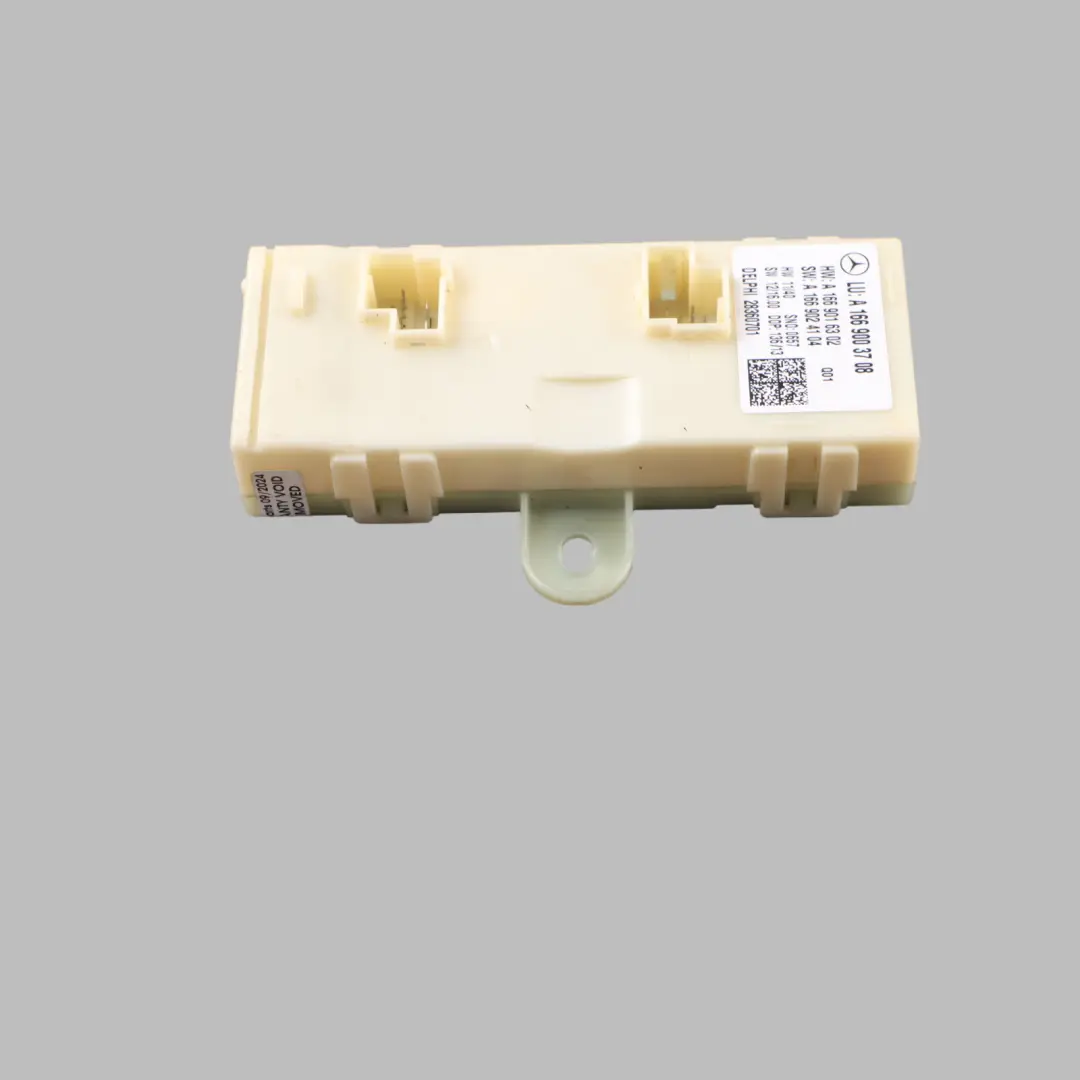 Commande de verrouillage du module central hayon ECU pour Mercedes W166 à propos du numéro de pièce A1669003708 Mercedes W166 Commande de verrouillage du module central hayon ECU - SKU A1669003708 - Numéro de pièce A1669003708